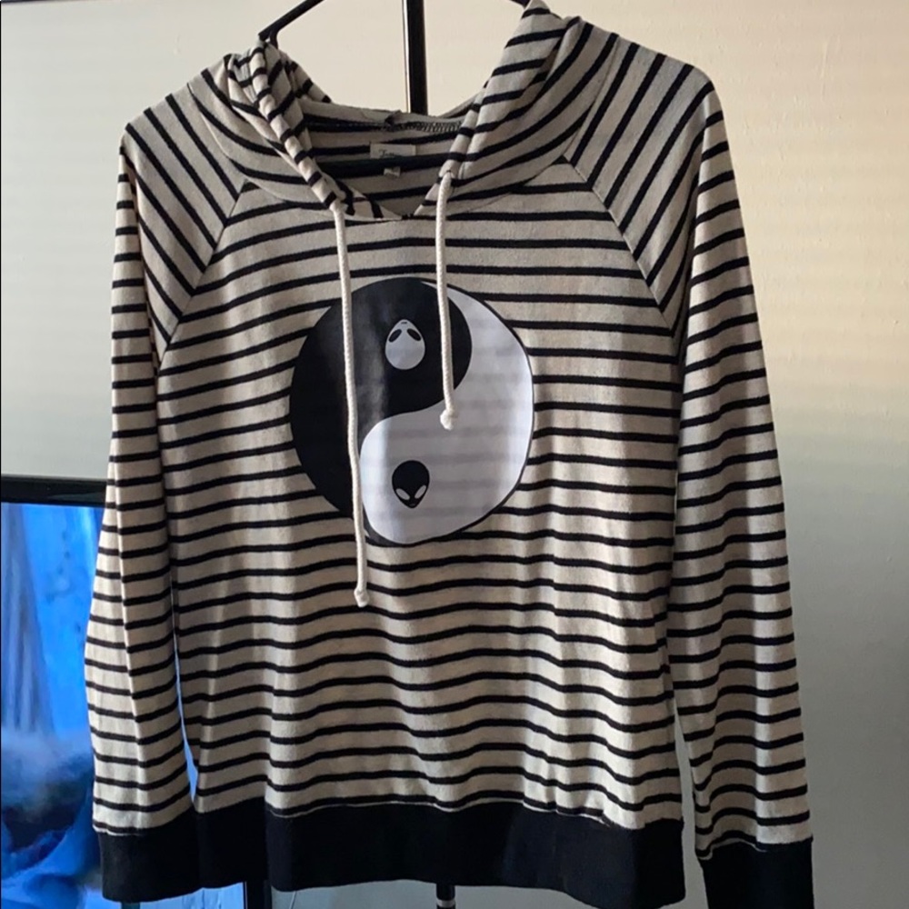 Lightweight hoodie